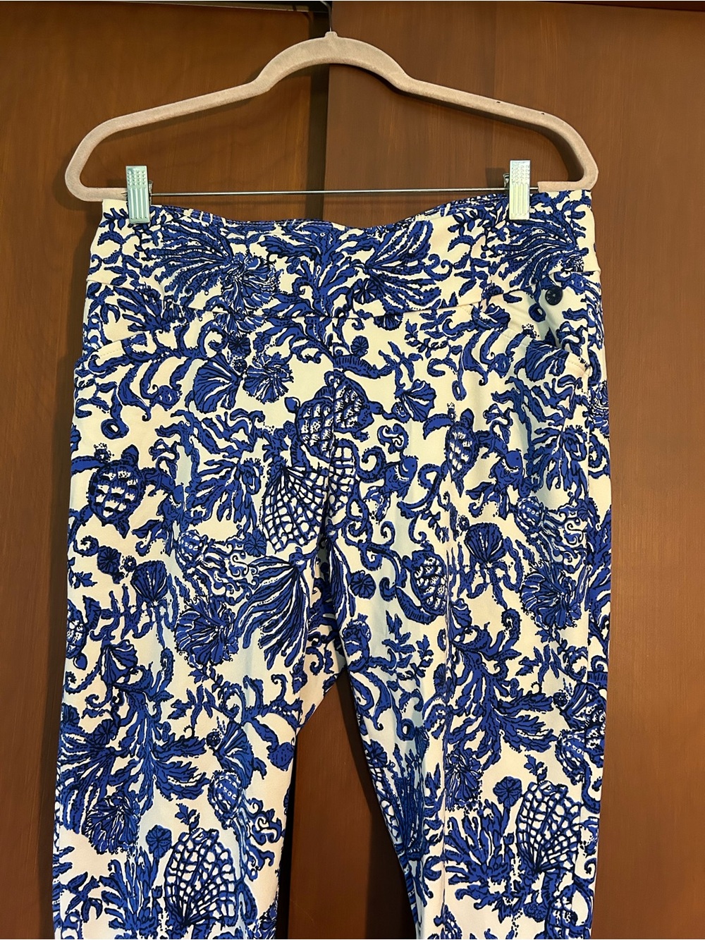Lilly Pulitzer Luxletic Blue & White pants - Picture 5 of 5